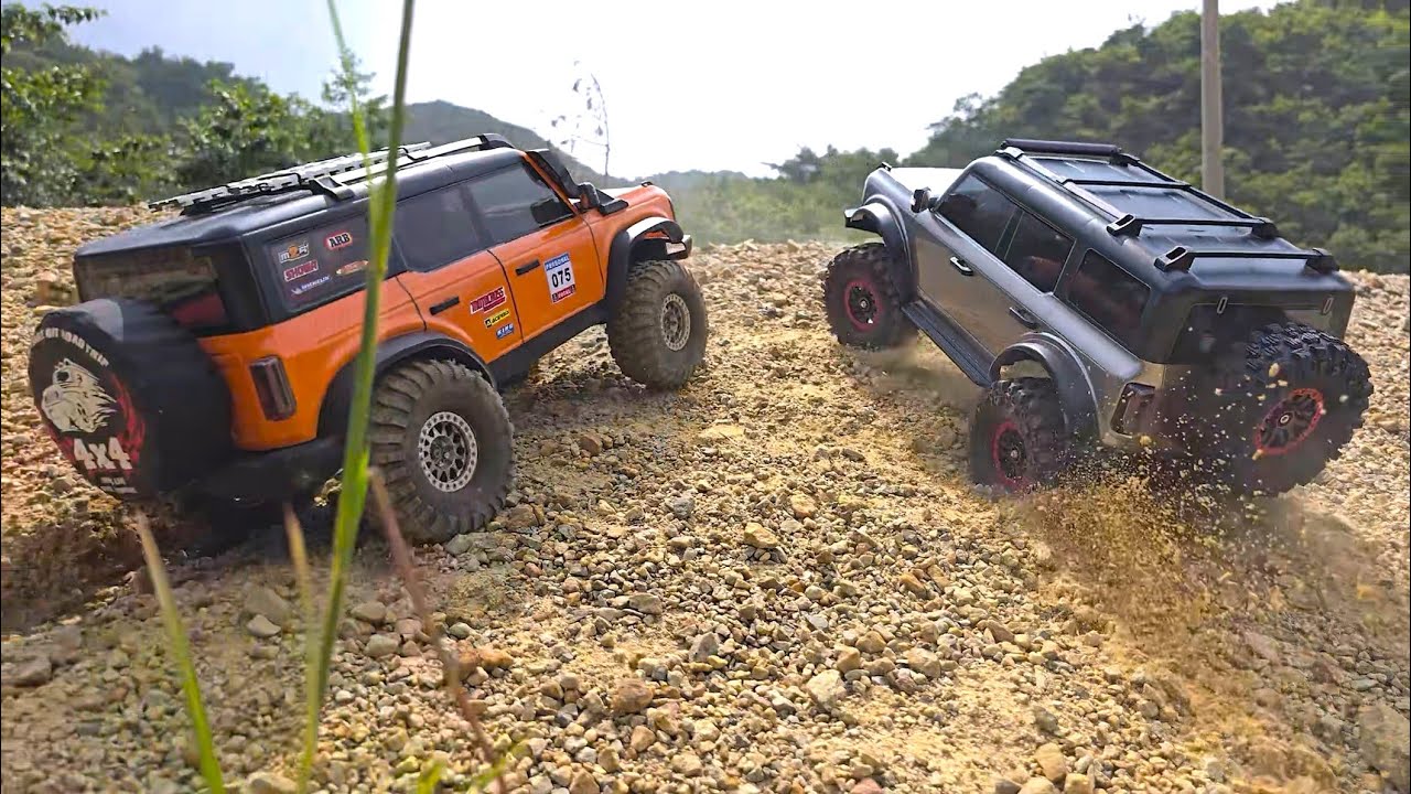 1/10 Scale RC Car WLtoys & HB New Bronco off-road rock crawling