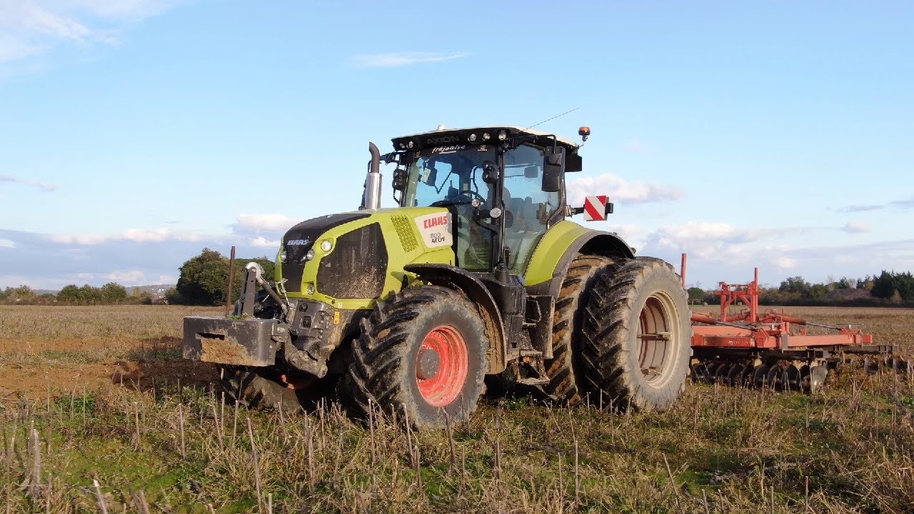 Claas Axion 800 - Semis des blés 2020