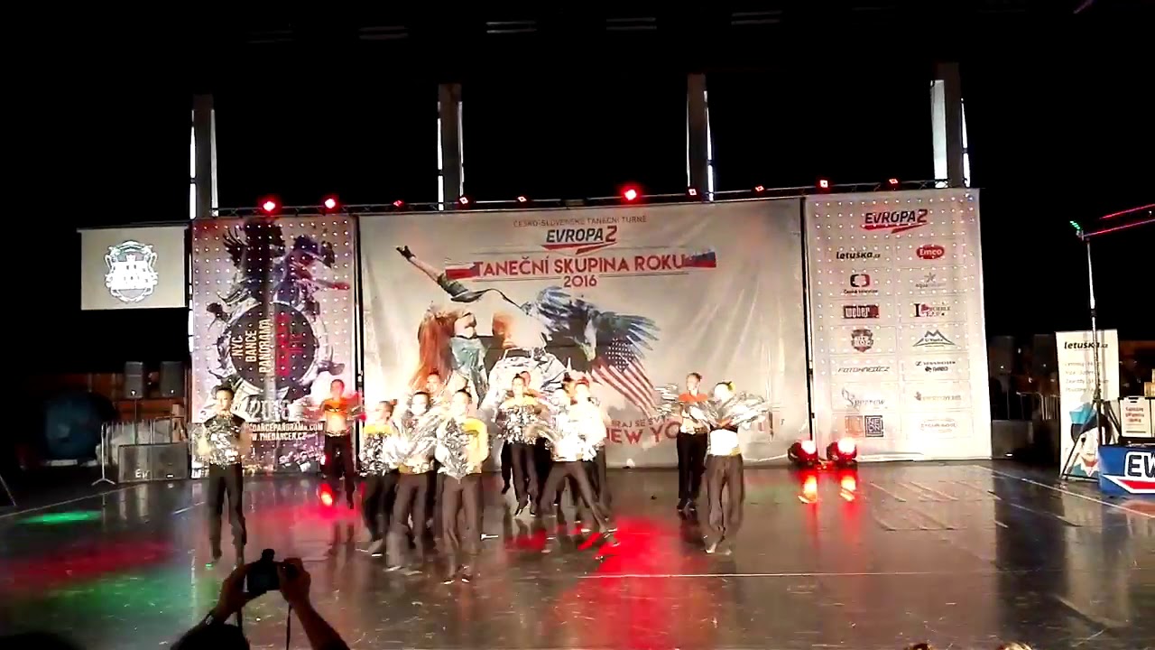 formation pompom juniors - Ellis - Ochodnica, Slovakia