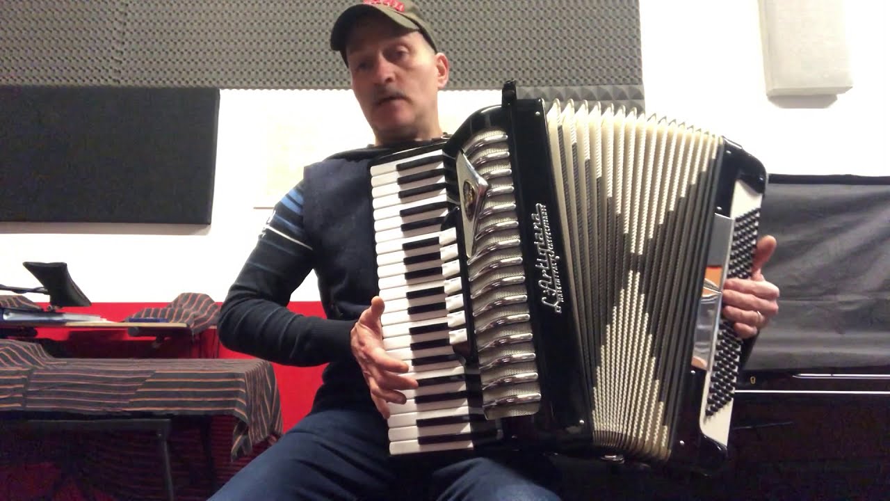 Il Canale della fisarmonica - Lezione n 22 (Come regolare le cinghie - Ricavare le tonalità minori)