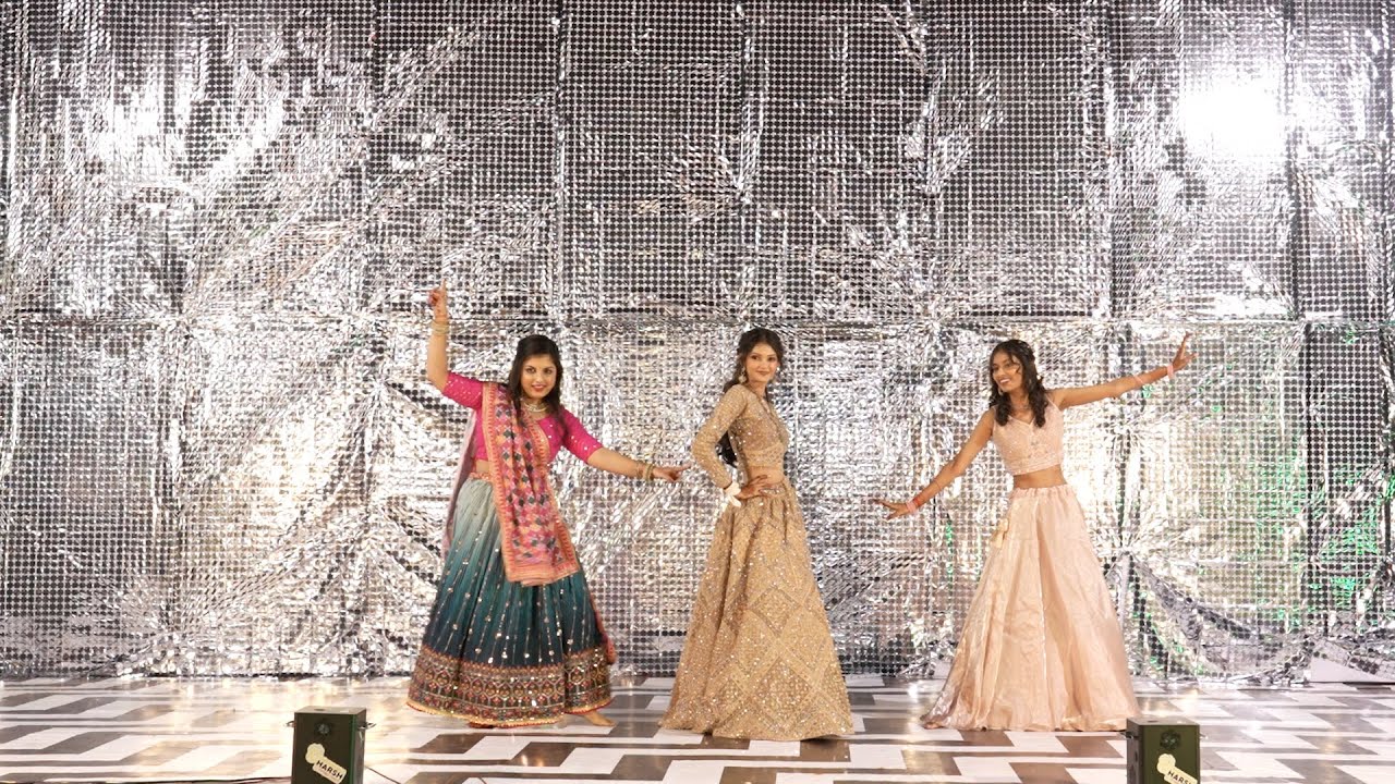 Aksh Sangeet Friend Dance