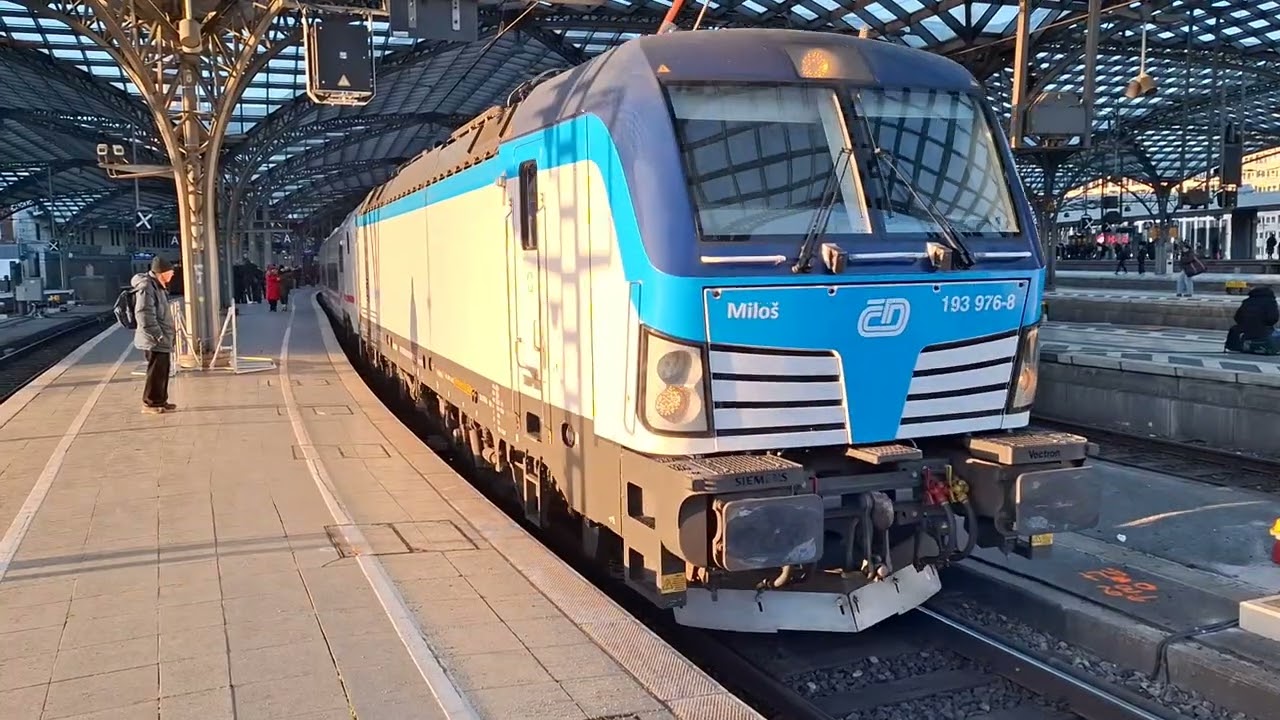 Neuer ICE L als 1055 Abfahrt im HBF Köln Richtung Berlin am 30.12.2025