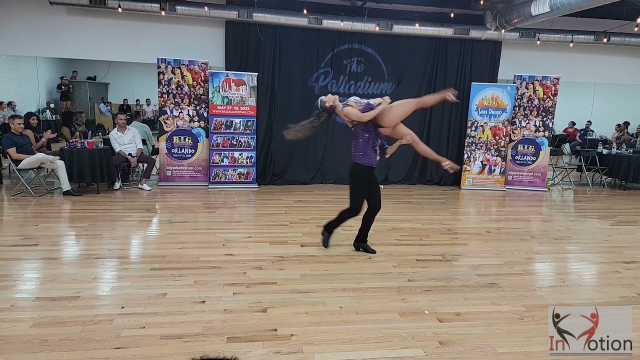 Rafael Y Carine #salsa #performance @ Palladium #social #dancing