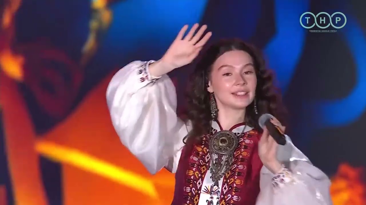 Звезда «Ay Yola» украсила концерт в честь двухлетия города Аркадаг в Туркменистане