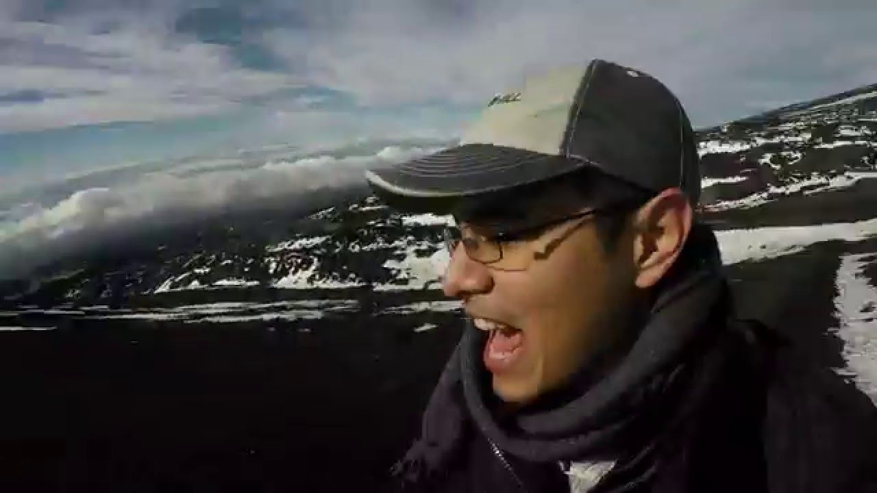 Climbing an ACTIVE Volcano!