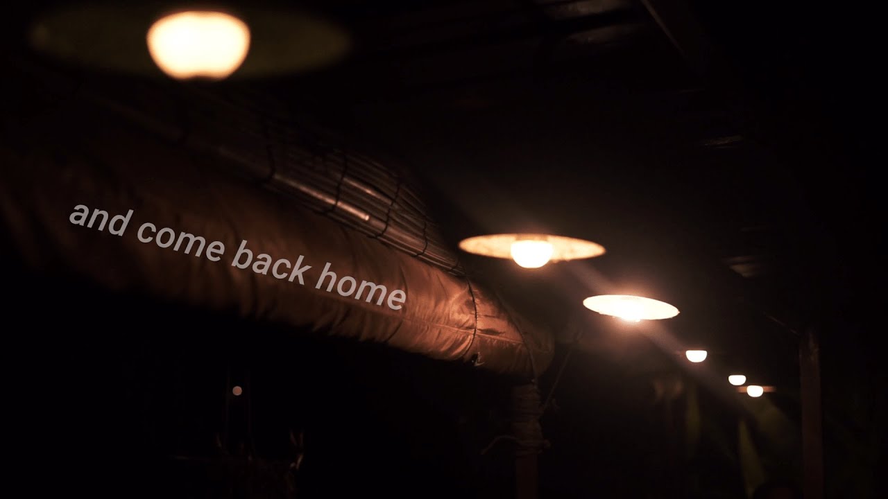 Winter Stay - Living In ( Official Lyric Video )