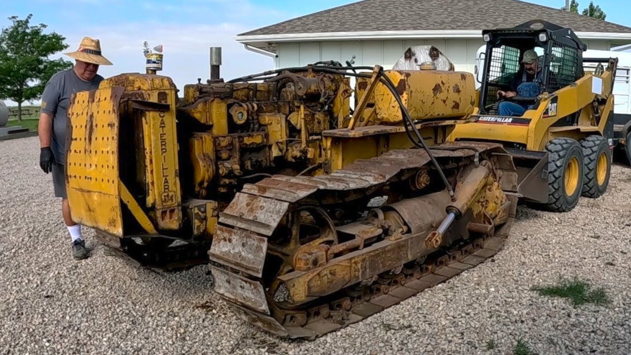 Застрял ли двигатель на тракторе Caterpillar D4 5T3171 1945 года, Миннесоте? Выпуск №3T