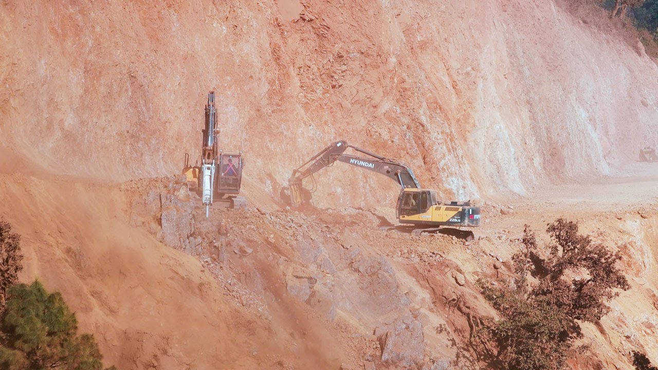 Hyundai Excavators Road Building: Mountain Road Construction | Excavator Planet