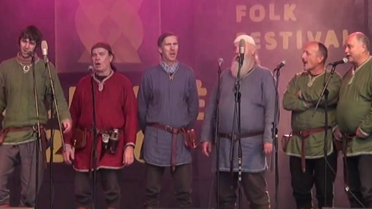Estonian Folk Song LÜÜ-TÜRR (Traditional Men's group)