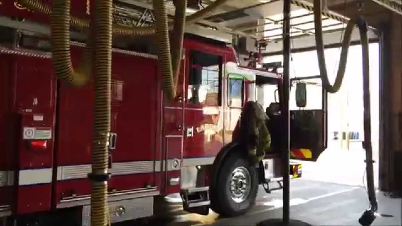 WALK AROUND OF THE LEXINGTON FIRE DEPARTMENT'S BRAND NEW LADDER 1 AT THEIR STATION IN LEXINGTON, KY.