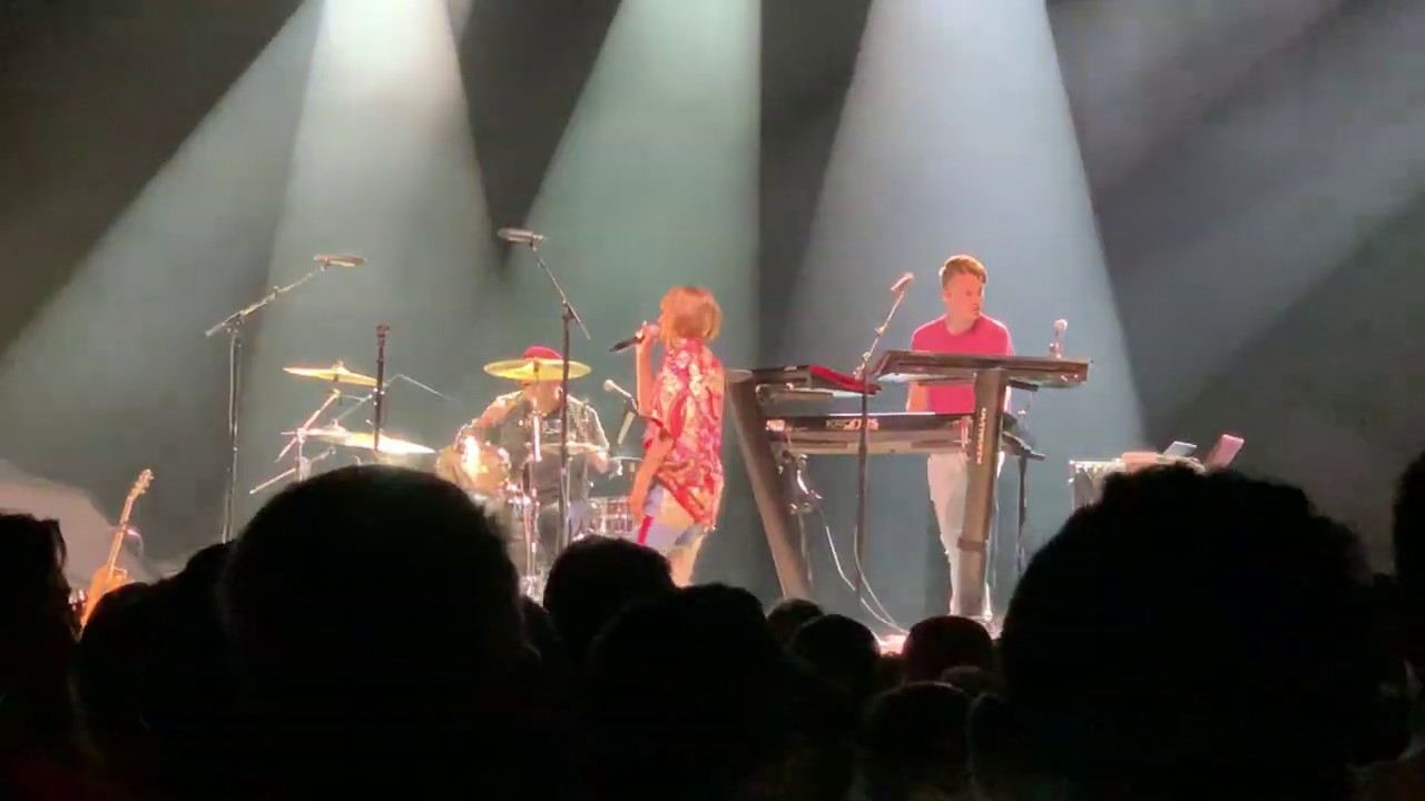 Escape My Mind by Grace VanderWaal @ American Airlines Arena on 6/9/19