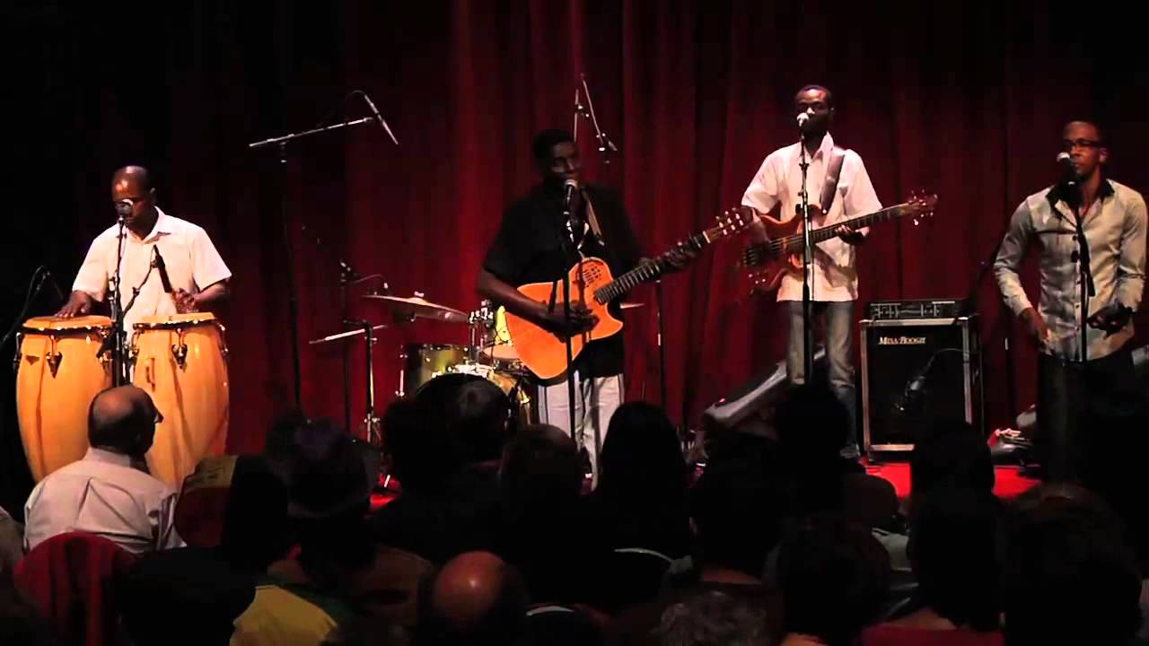 Oliver Mtukudzi 