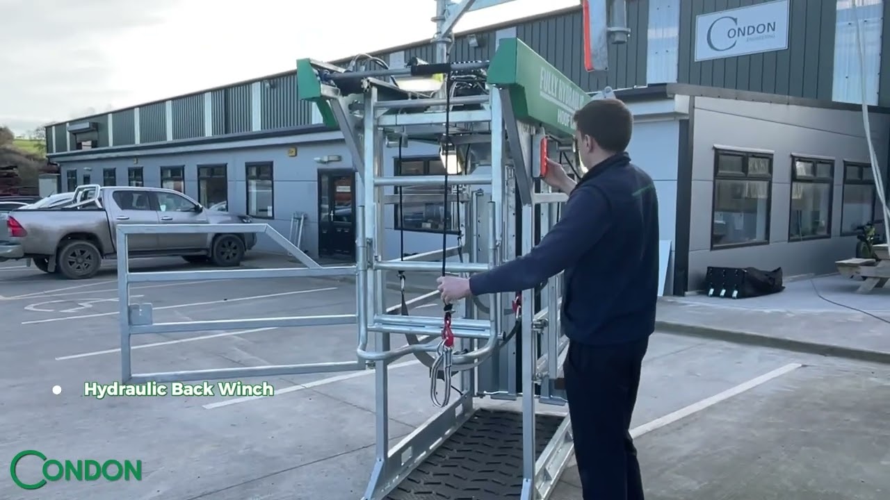 Fully hydraulic Hoof Crate | Condon Engineering