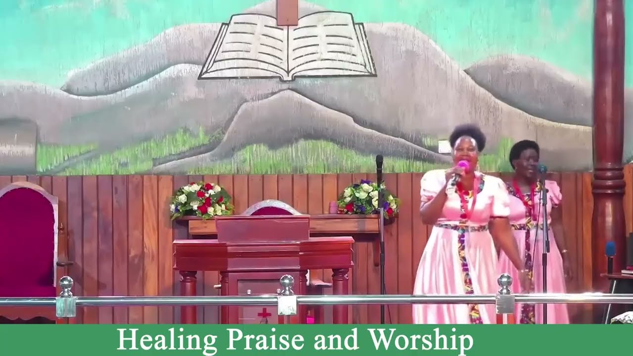 Lydia Kakooza Leading Worship #mutundwechristianfellowship