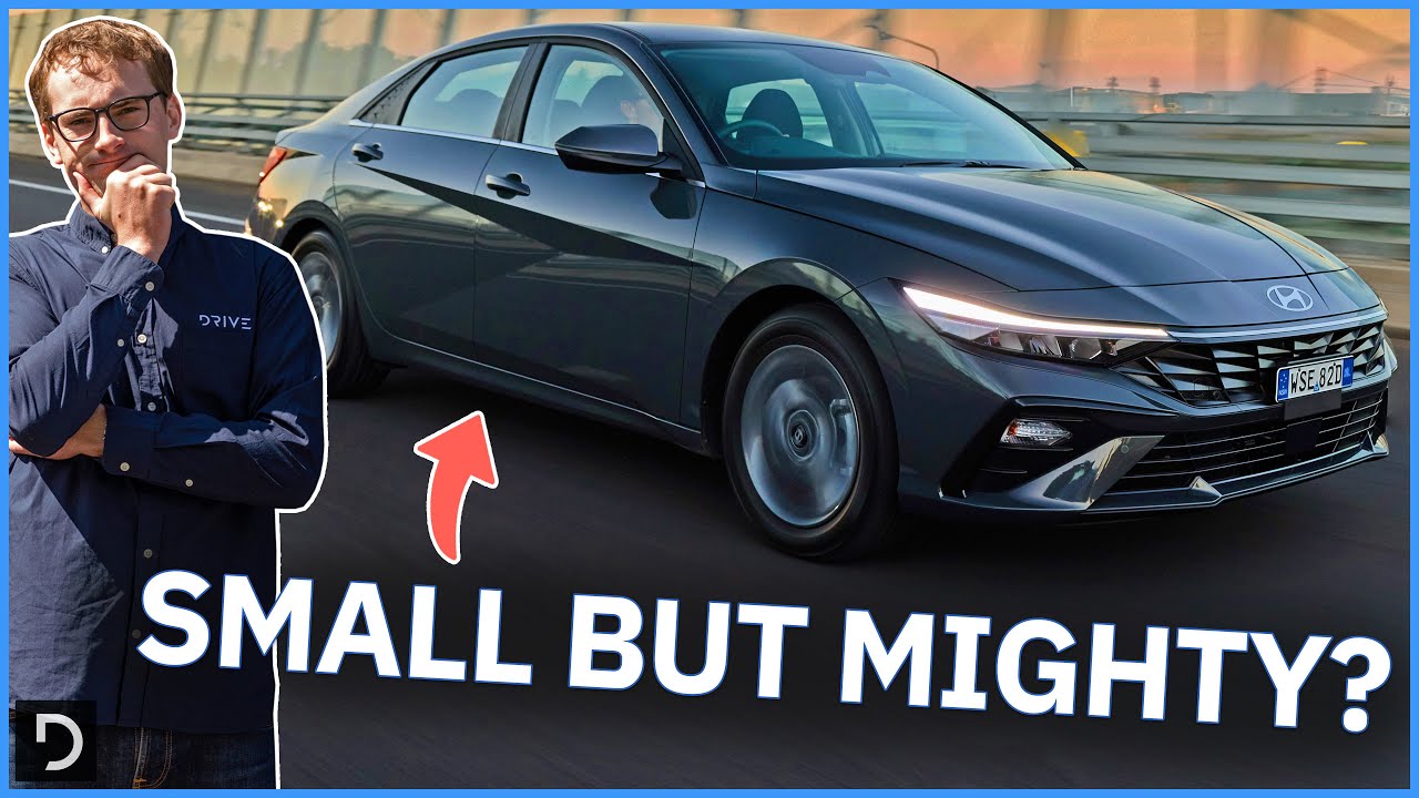 Сможет ли новый компактный гибридный седан Hyundai i30 превзойти гибрид Toyota Corolla? | Drive.c...