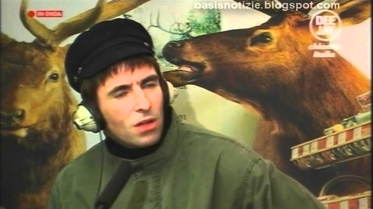 [26 min] Liam Gallagher on Oasis split @ Deejay Chiama Italia (interview) - 13 novembre 2009