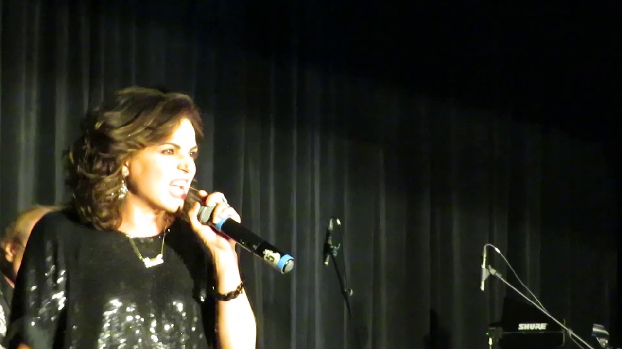 OUAT NJ 2019 - Love Doesn't Stand a Chance - Lana Parrilla Sings!