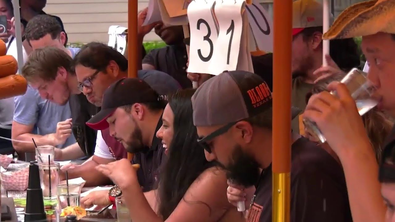 Houston-area Filipino restaurant hosts third lumpia-eating contest to help small businesses