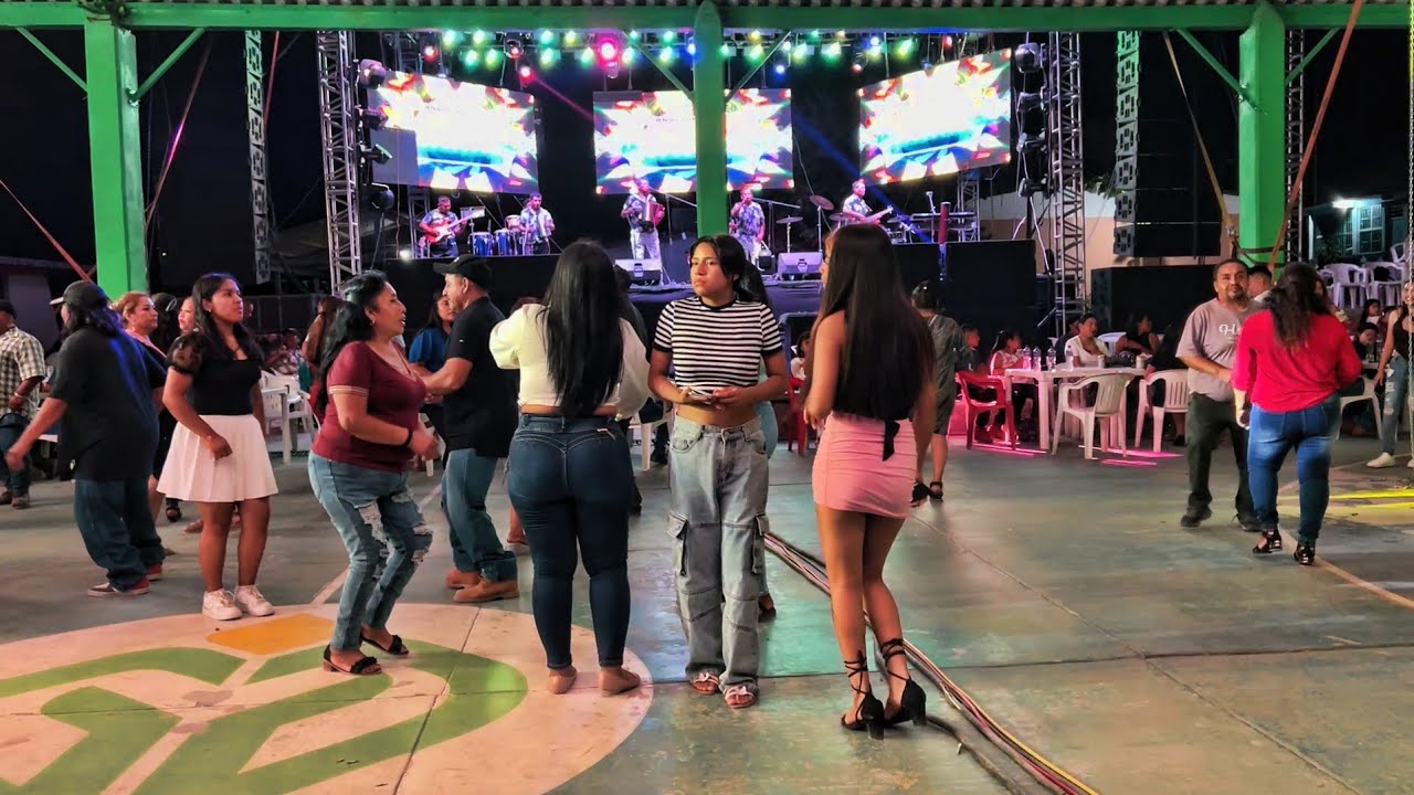 QUE BONITO BAILA LA GENTE DE LA SOLEDAD GRO - BAILE DE FERIA 2025 _ EL CONJUNTO MAR AZUL 🔥