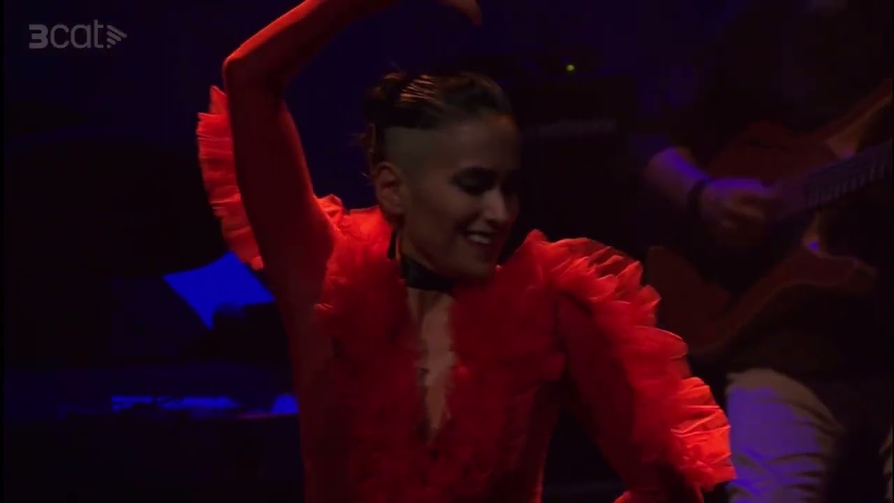 Carles Benavent  ¨MADRID¨ feat Karen Lugo & Aleix Tobias