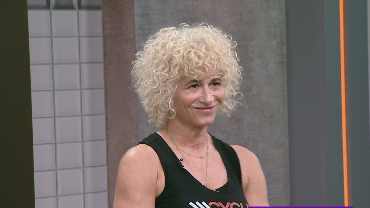Melanie Griffith riding to help cure cancer with Cycle for Survival