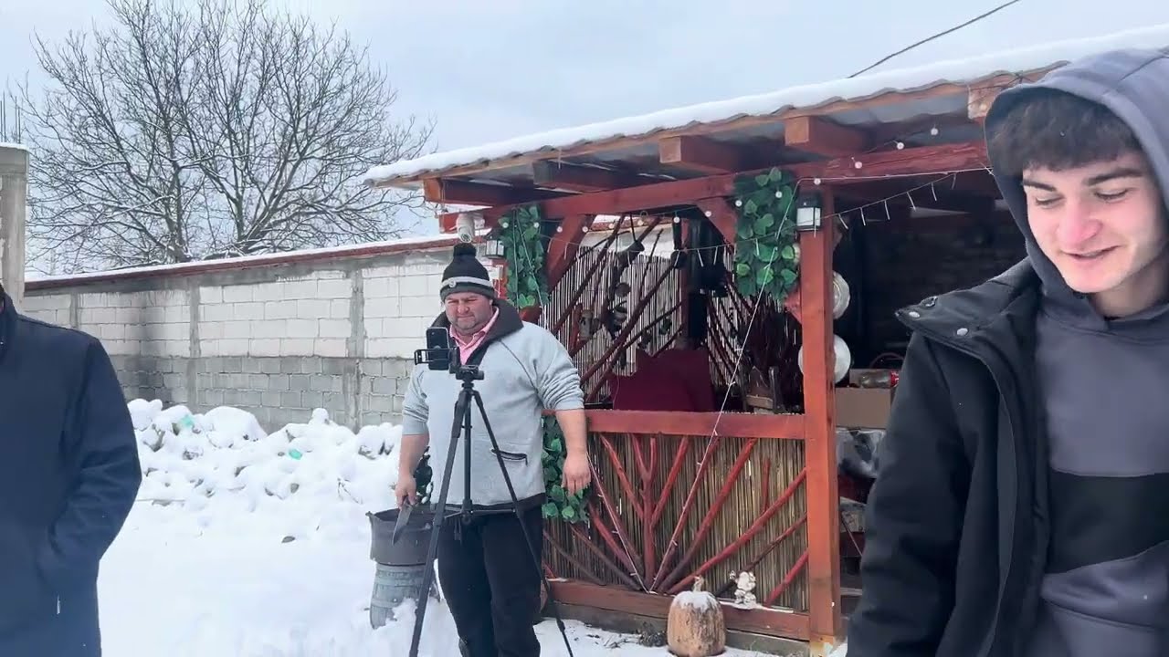 Ne pregătim de ziua lu mama 