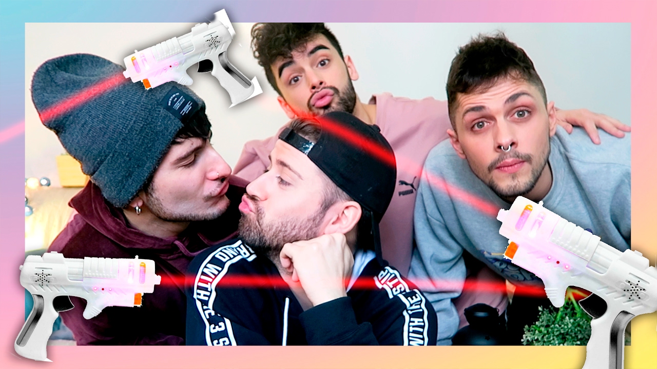 GUERRA LÁSER MUY GAY (MeTv #001) | Las Menuditas