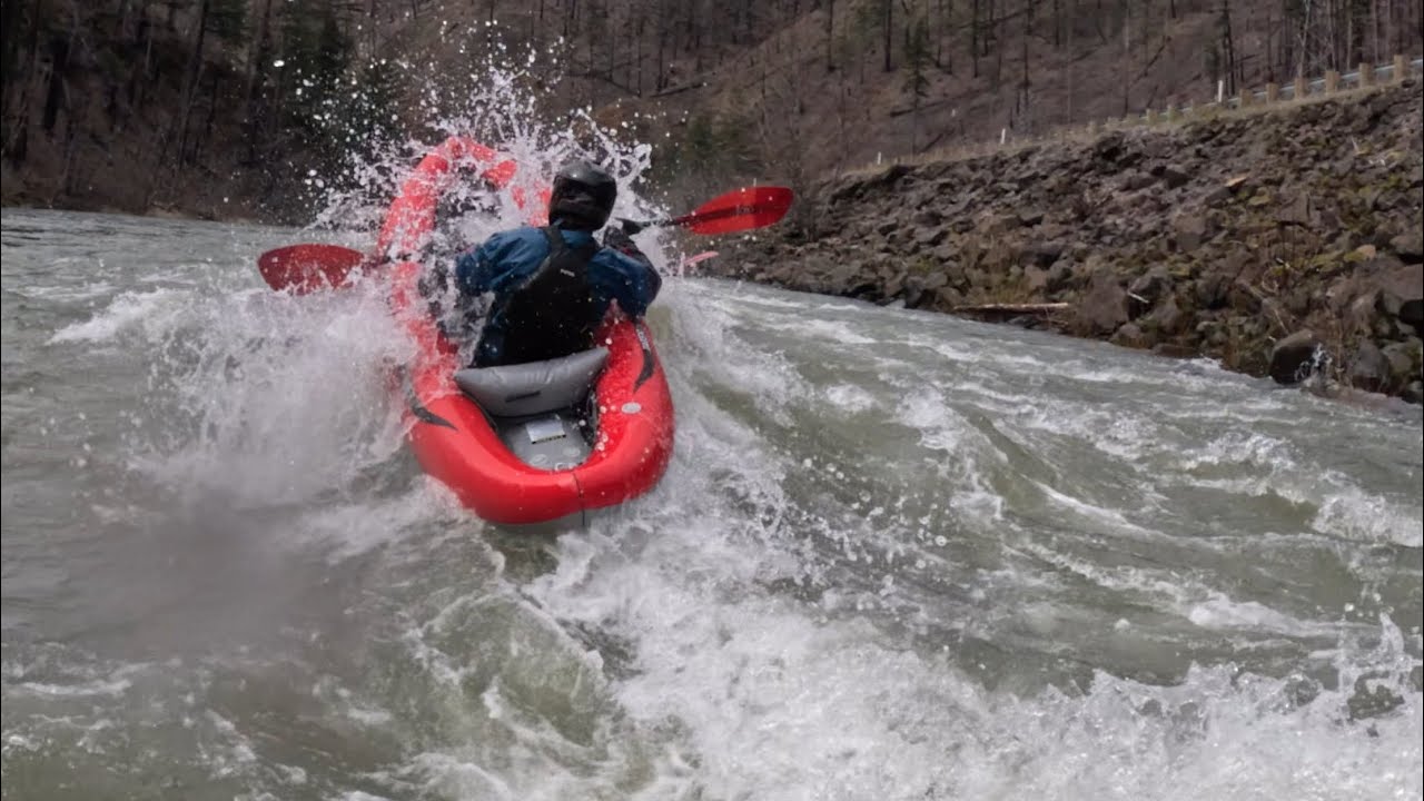 Upper Clackamas River, Hole in the Wall to Moore Creek, Class 3-4, 4400 cfs.