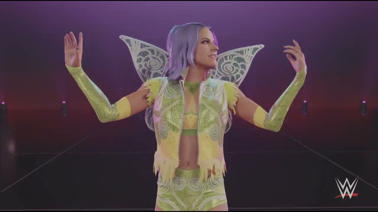 BayLeY vs TiFFanY StraTTon vs Candice LeRaE  !!!
