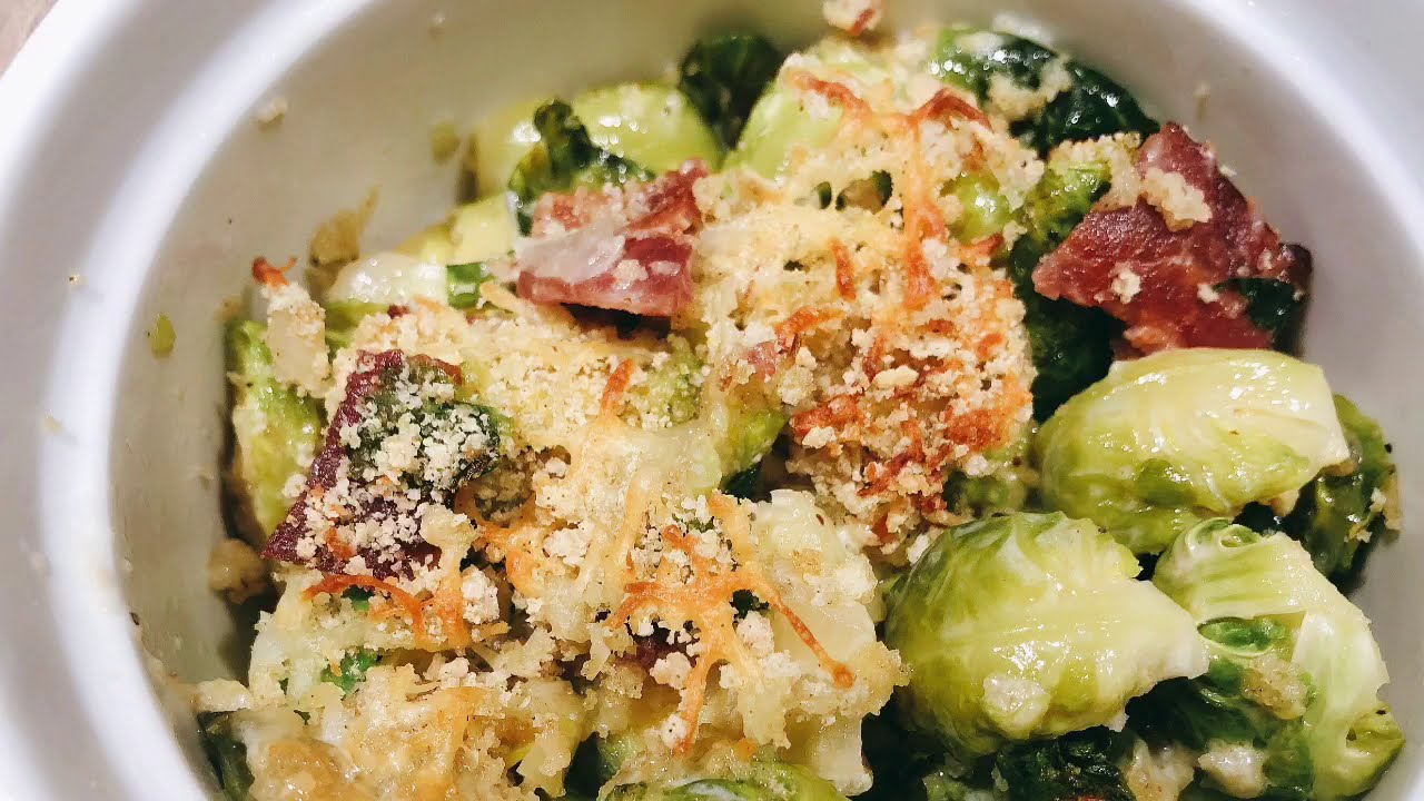 Creamy Brussel Sprouts & Bacon-- PERFECT THANKSGIVING SIDE DISH!