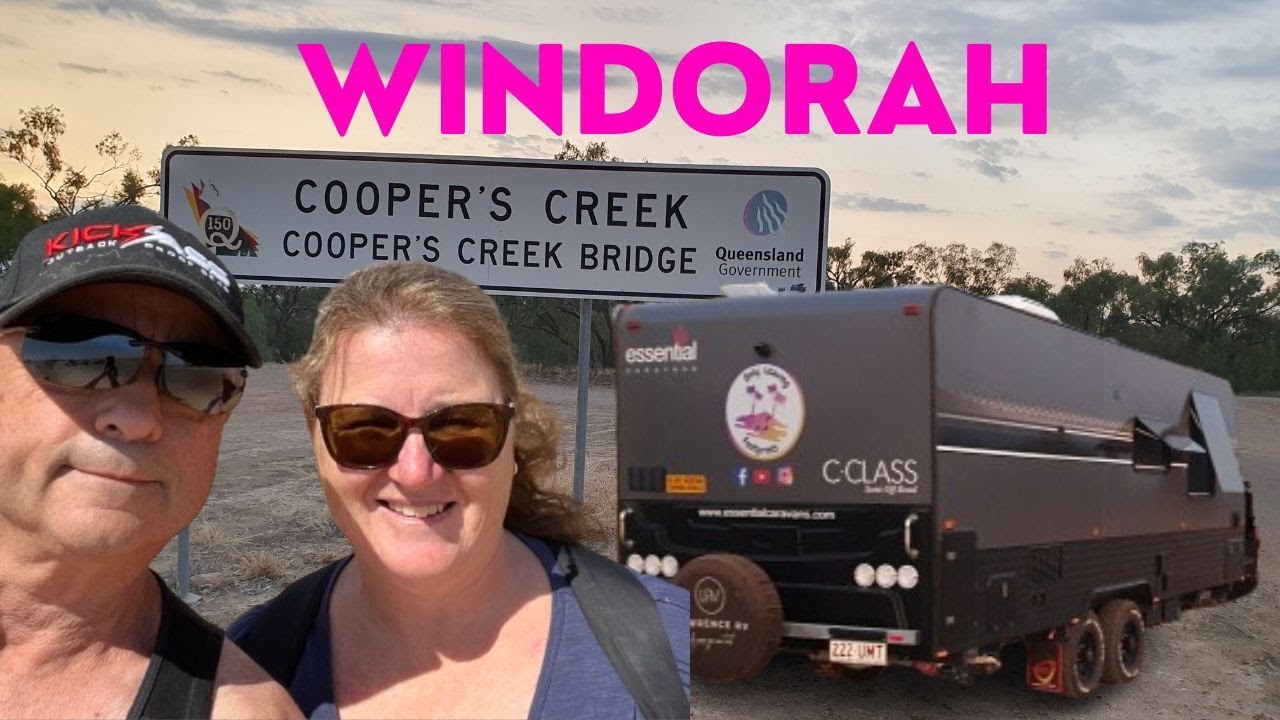 Traveling Australia in the Summertime - WINDORAH - Referendum Voting, Free Camping and FLIES