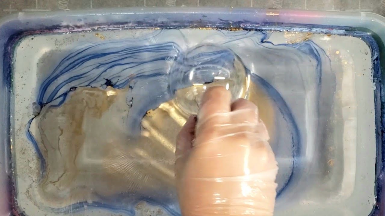 Hydro Dipping Christmas Ornaments and a Candle Holder | Water Marbling | DIY Christmas Ornaments