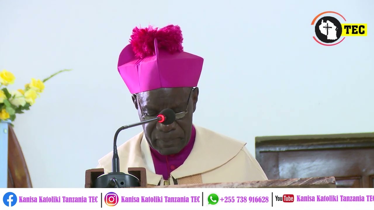 MAHUBIRI MAZITO YA ASKOFU MSTAAFU KYARUZI AKIMSIHI HAYA PADRE MWASEKAGA MBELE YA MAASKOFU NA WAAMINI