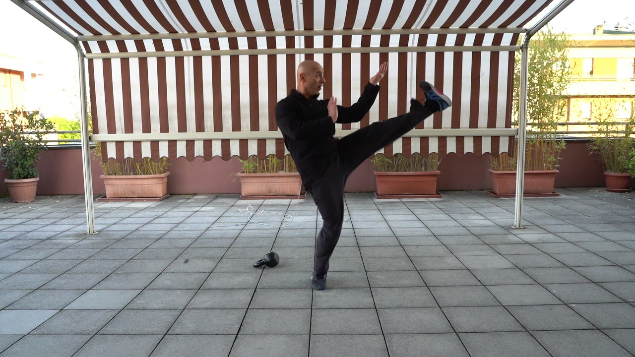 Wing Chun Milano – Calcio Frontale | Lezione Base Accademia Tao
