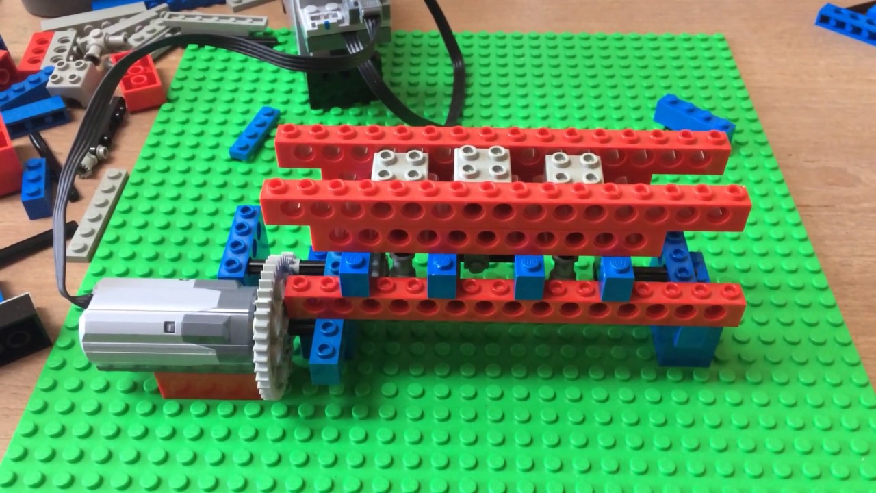 LEGO Technic 3 Cylinder Engine sound