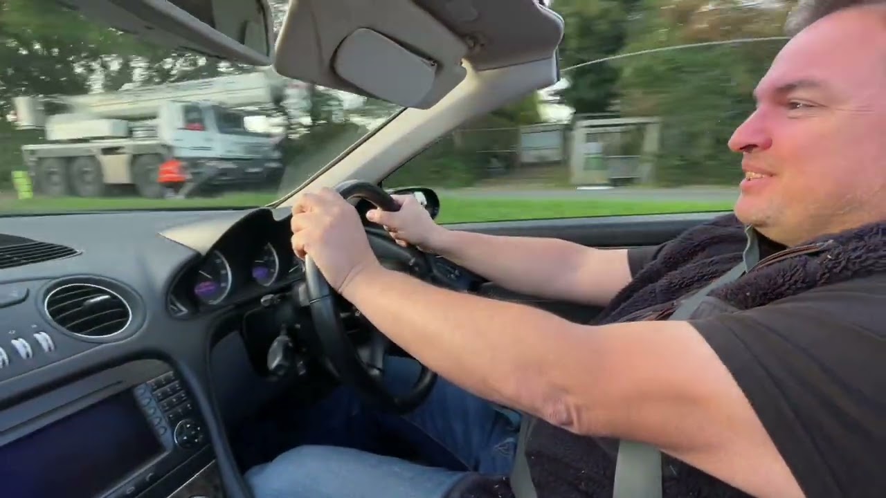 2004 Mercedes SL500 - On The Road