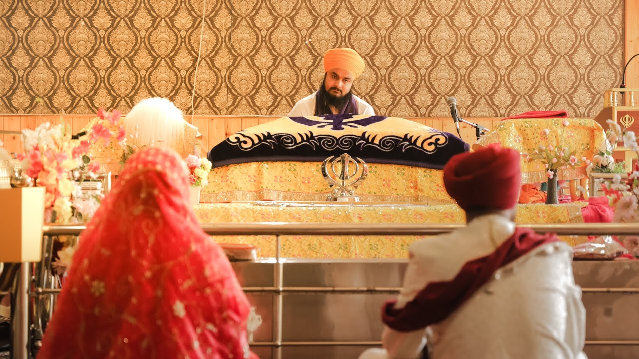 Ganeemat & Rishi's Intimate Gurudwara Wedding in Himachal