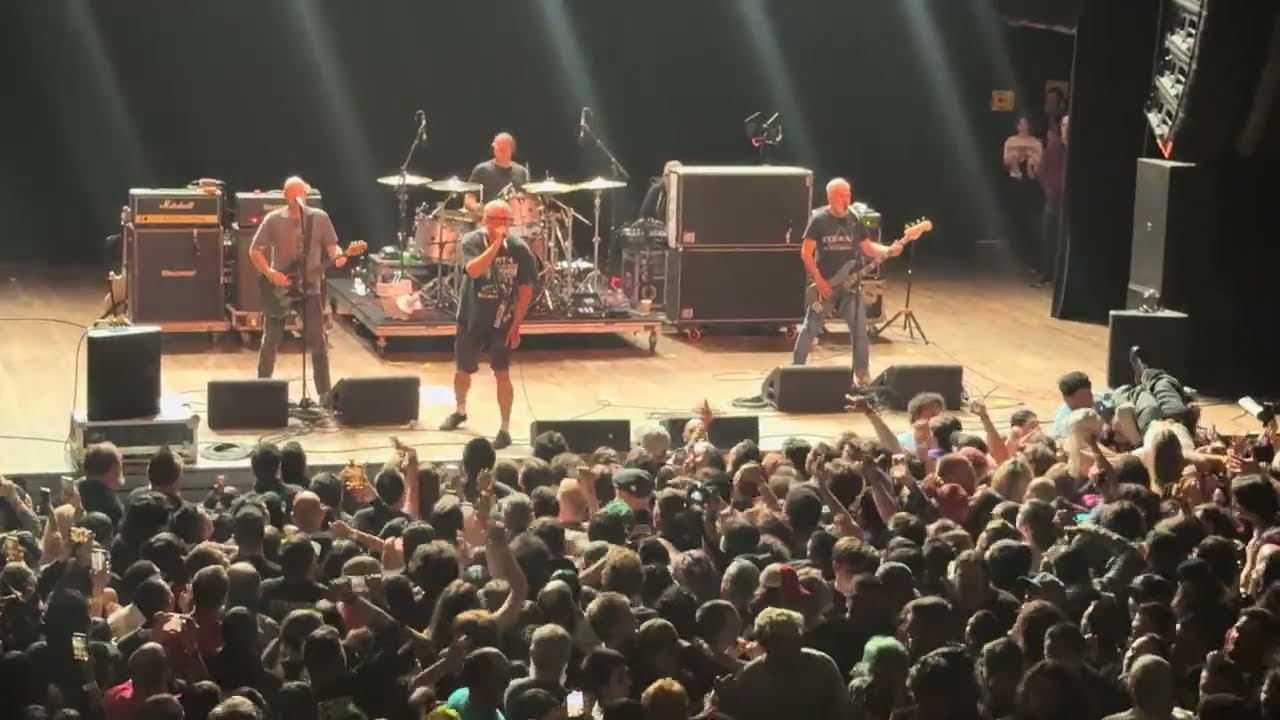 “Clean Sheets” - Descendents - 3/06/26 (Live @ HoB Anaheim)