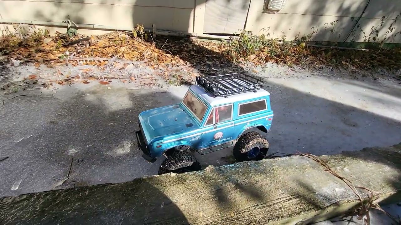RGT Rock Cruiser v3fd ice sliding