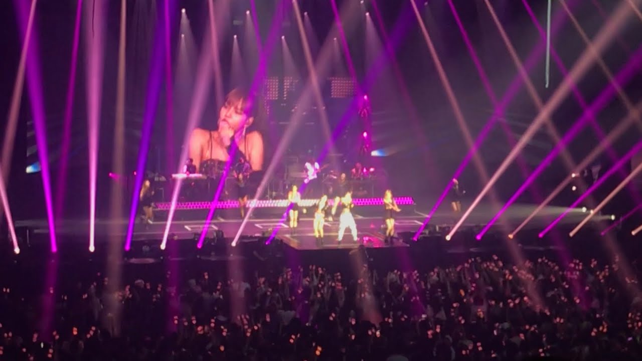 See U Later @ BLACKPINK Paris Zénith Arena