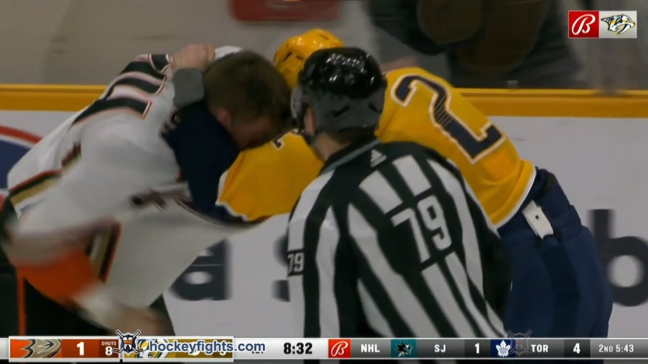Ross Johnston vs Luke Schenn Jan 09, 2024