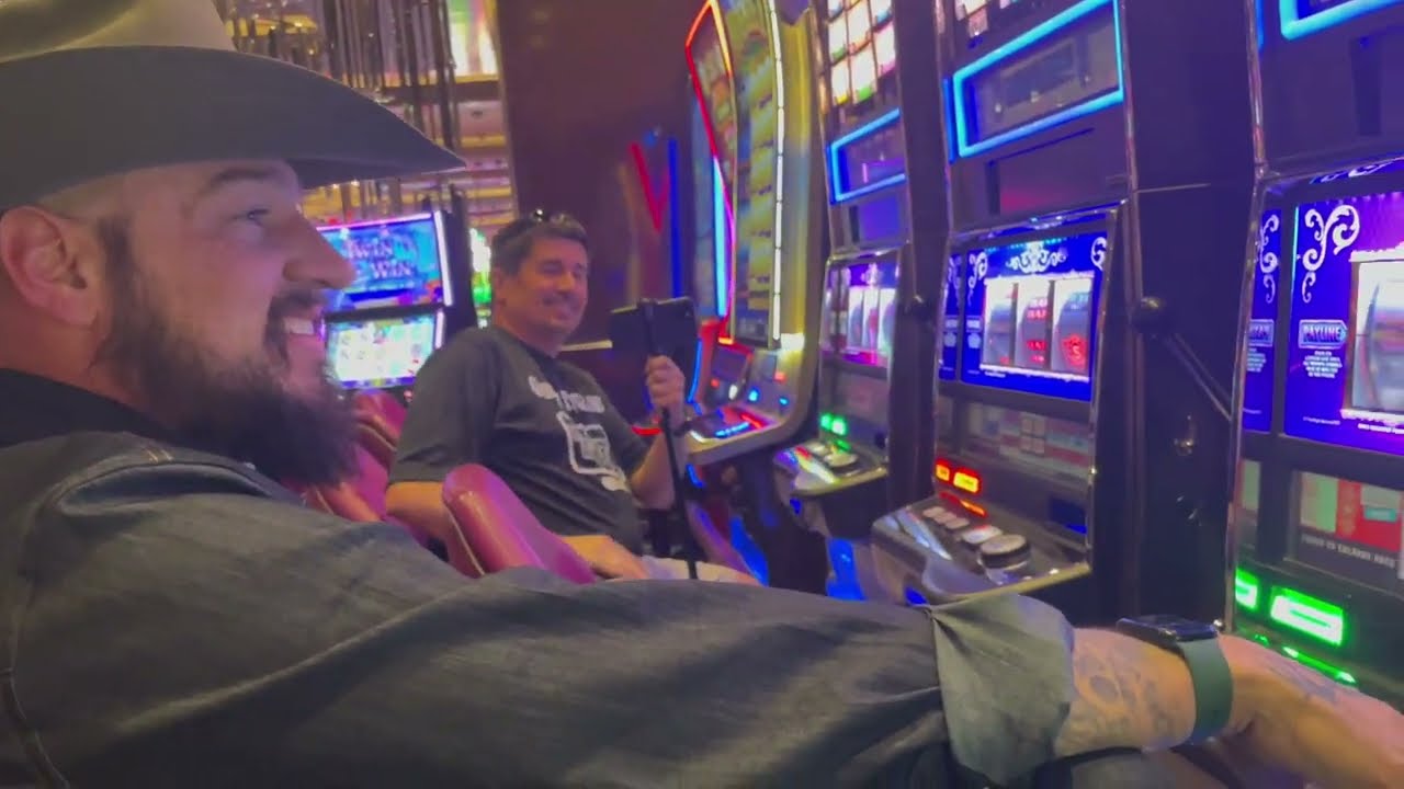 Pinball And Triple Double Gold Doubloon From The Cosmo! @CowboySlots @GambleTheGlobe