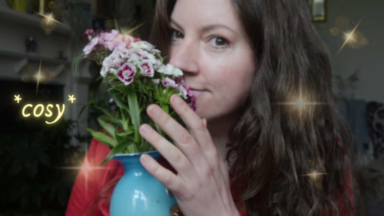 cosy anticipatory ASMR for sleep 🌧️ (circle time in the rain with ear to ear whispers)