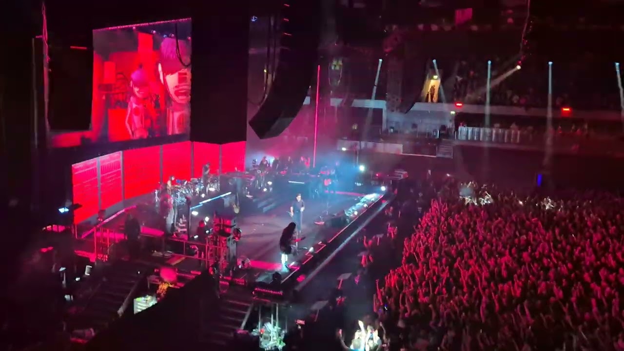 Gorillaz - DARE. LIVE (Demon Days LIVE 2025)