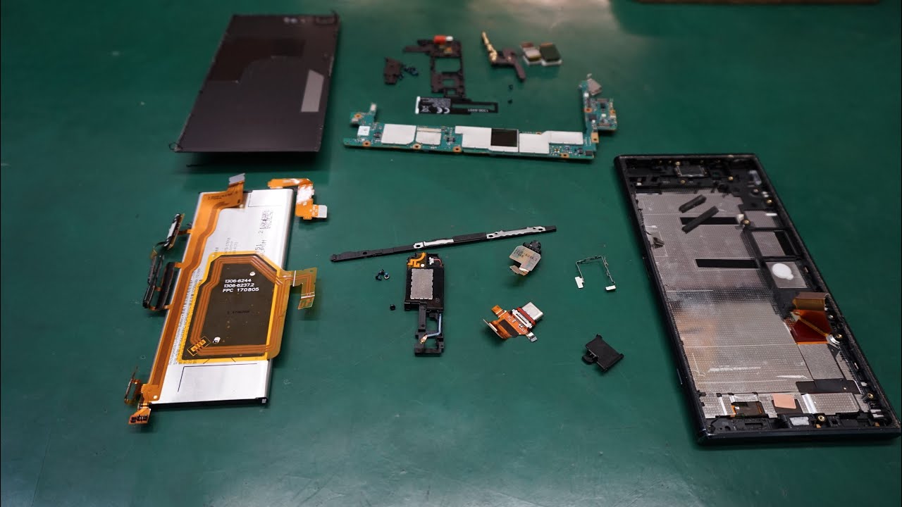 Sony Xperia XZ Premium LCD Replacement