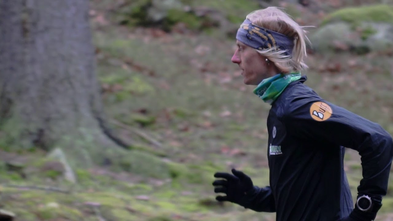 Roman Ficek   Biegiem przez Łuk Karpat