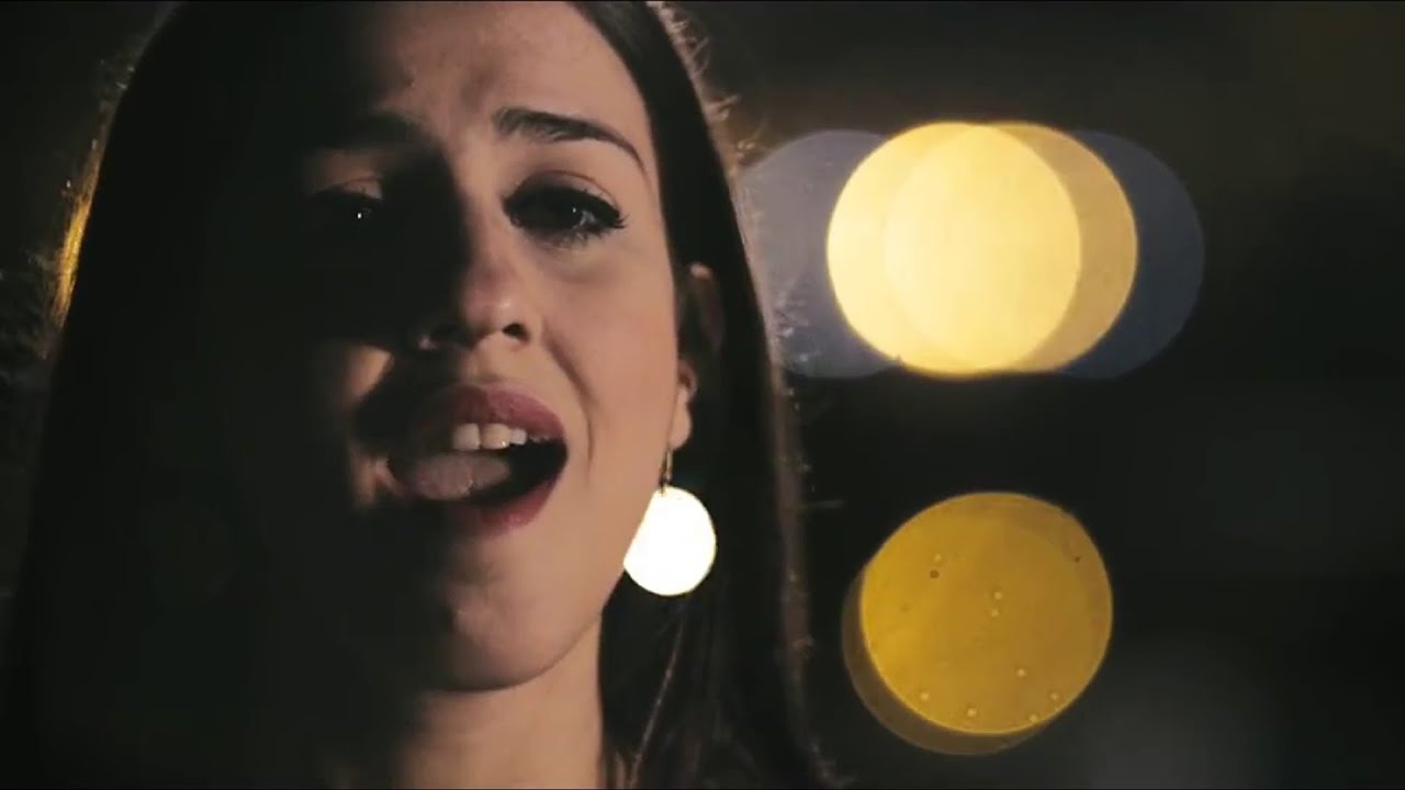 Gemma Humet - El Noi de les Places Buides (Videoclip Oficial)