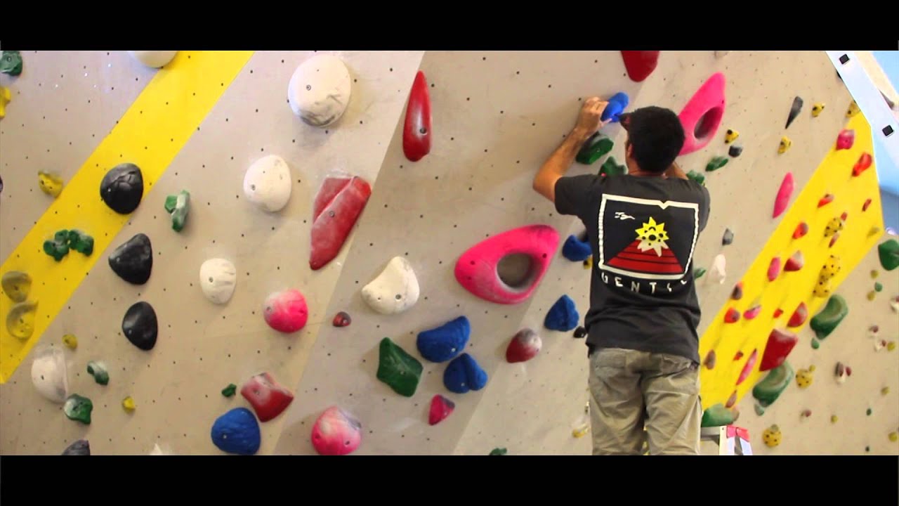 Boulderbau im DAV Kletter- und Boulderzentrum Freimann