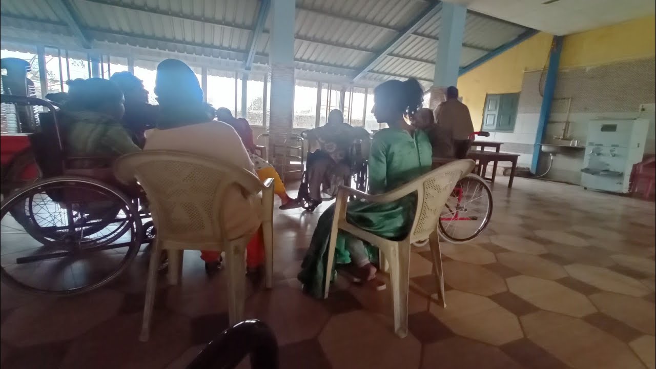 Prabila is live बोर्ड पास गेम खेल रहे हैं