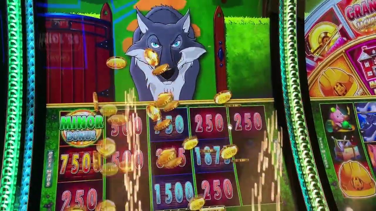 Slot Play on Utopia of the Seas